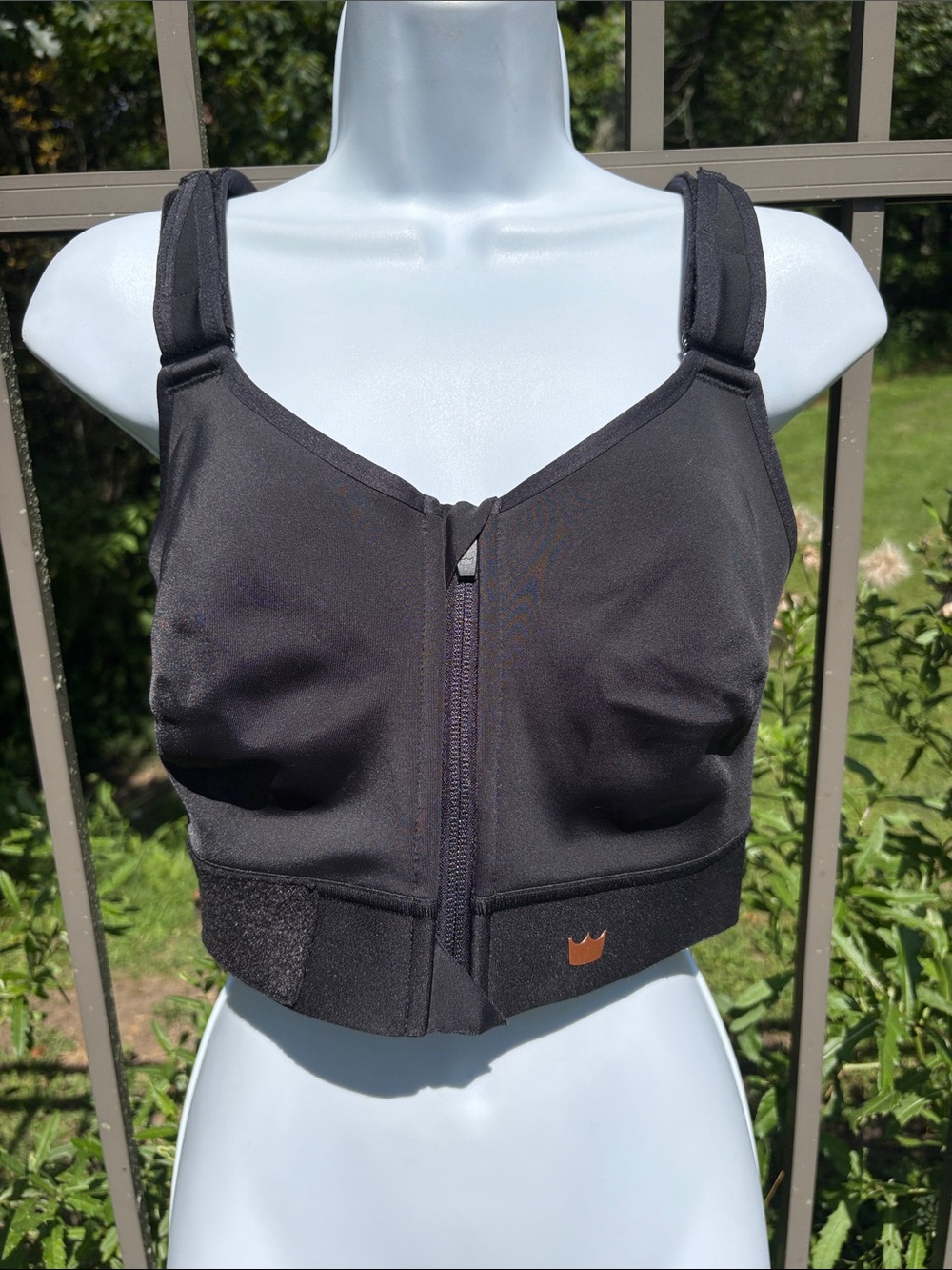 SHEFIT Black Flex Adjustable Sports Bra Size 2 LUXE